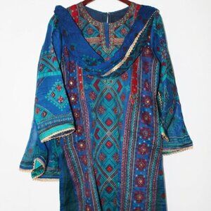 Blue Embroidered Mirror Work Kurta & Dupatta Set | Size Large | 21" P2P